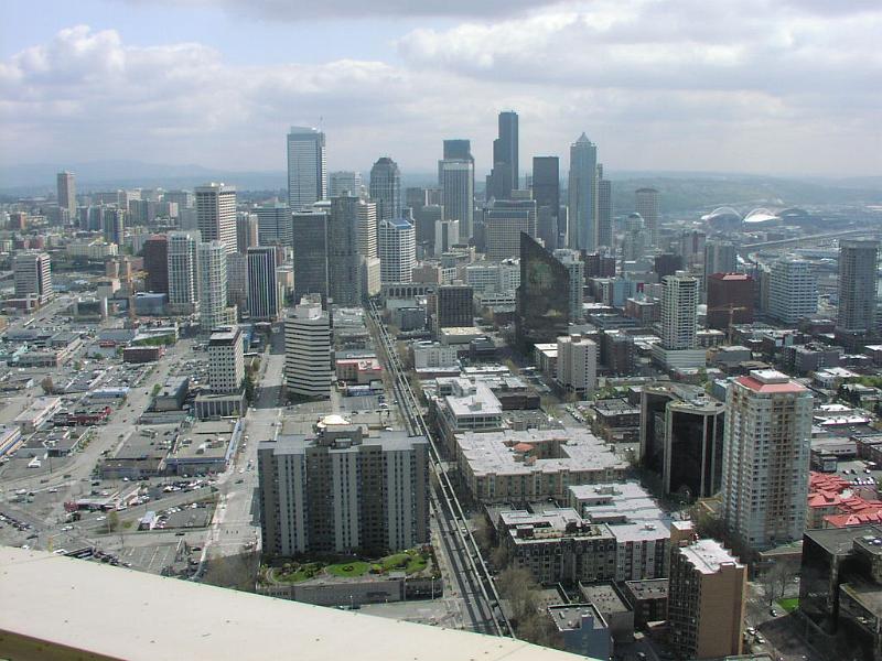 spaceneedle (4).jpg - OLYMPUS DIGITAL CAMERA         